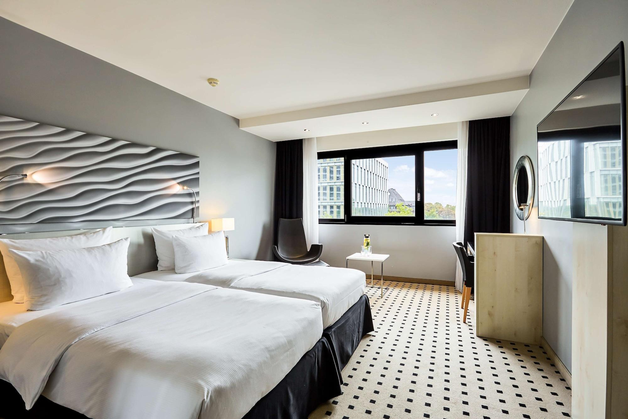 Radisson Blu Conference Hotel, Duesseldorf Bilik gambar