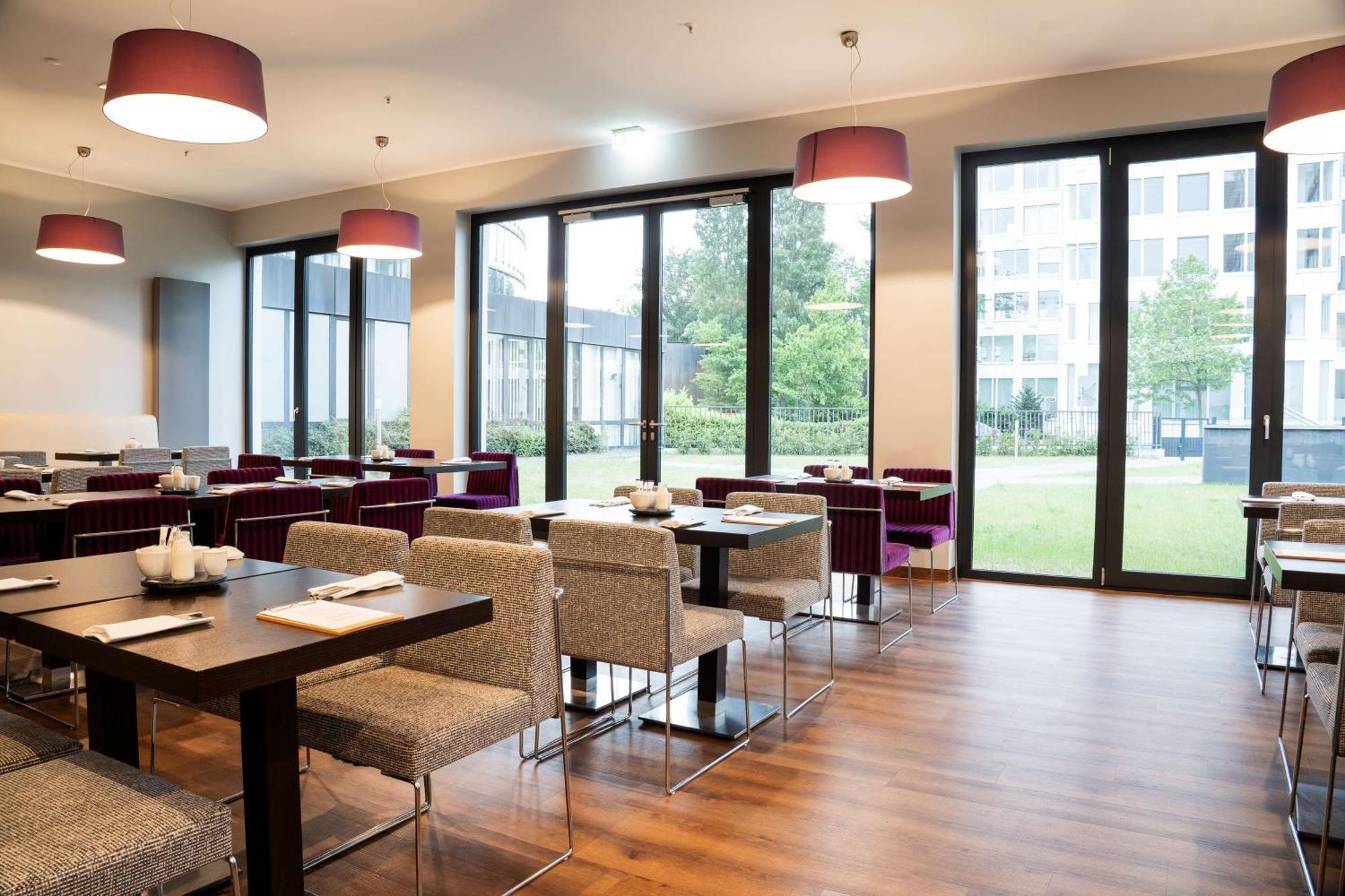Radisson Blu Conference Hotel, Duesseldorf Luaran gambar