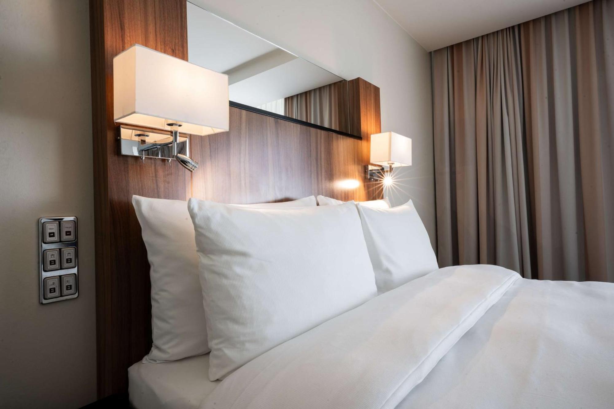 Radisson Blu Conference Hotel, Duesseldorf Luaran gambar